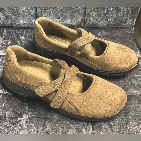 Propét * Mary Jane shoes * Womens size 7 - Picture 1 of 9